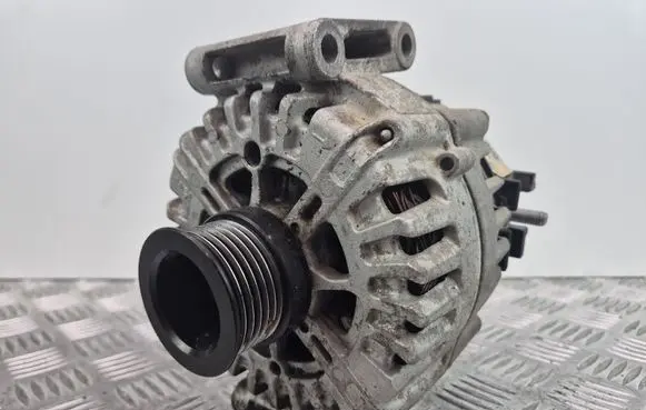 Mercedes-Benz Sprinter W907 W910 Generator/alternator A0009068404