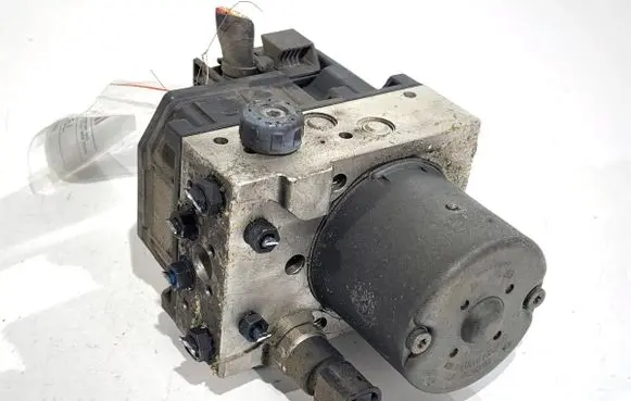 Audi A4 S4 B6 8E 8H ABS Pump 8E0614517