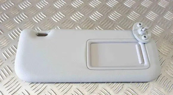 Sun visor
