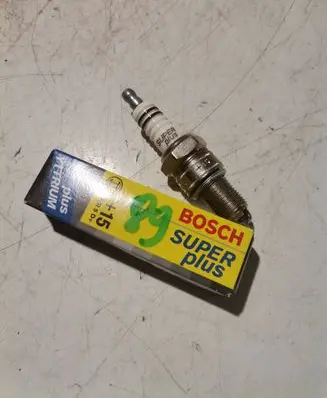 Volkswagen Polo III 6N 6N2 6NF Glow plug 0242245552