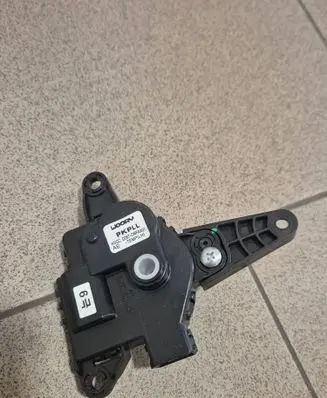 KIA Niro Air flap motor/actuator D267CWFAA01