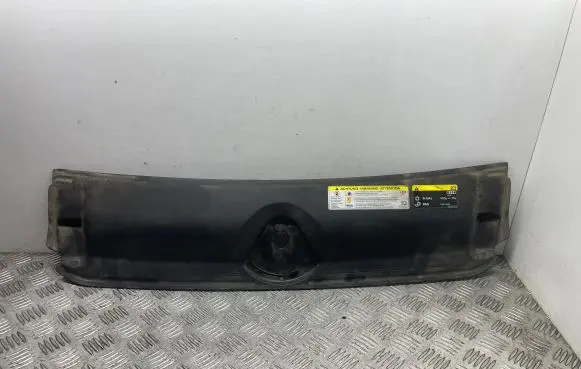 Audi A4 S4 B9 Radiator trim 8W0807081