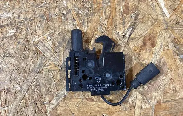 Porsche Macan (95B) Engine bonnet/hood lock/catch 95b823509a