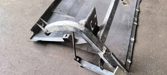 Chevrolet Corvette C5 Radiator support slam panel