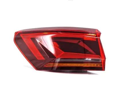 Volkswagen Touareg III Rear/tail lights 760945207A