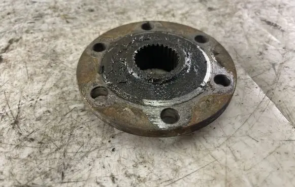 Mitsubishi Pajero Sport I Hub lock 