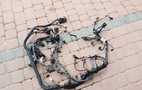 Opel Insignia A EUR ISO radio connector 39012590