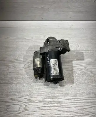 BMW 3 F30 F35 F31 Starter motor 8515900