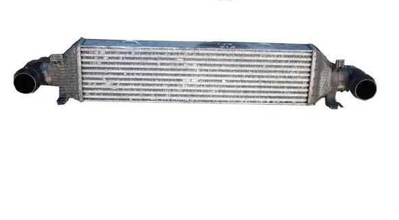 Mercedes-Benz E W212 Intercooler radiator A2045000200 6770178 2045000200