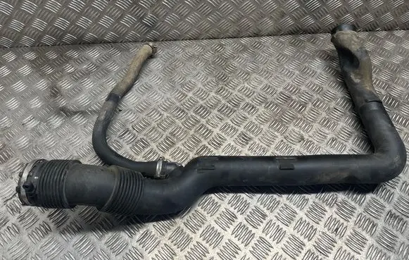 Land Rover Discovery 4 - LR4 Intercooler hose/pipe AH227990ac 1038107