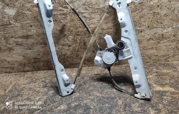 Infiniti Q50 Front door window regulator with motor FRLH