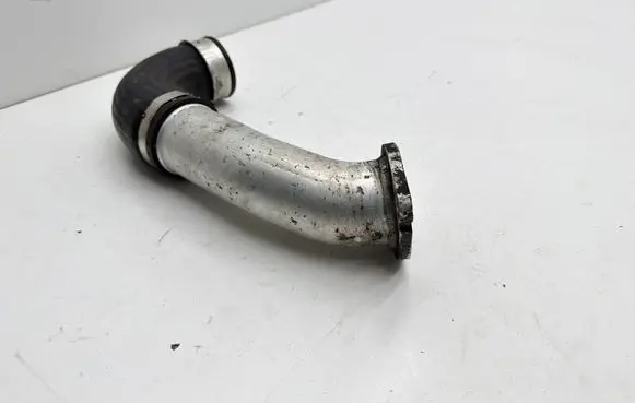 Intercooler hose/pipe