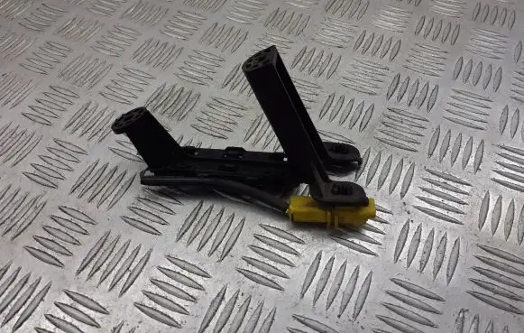 Peugeot 407 Airbag deployment crash/impact sensor