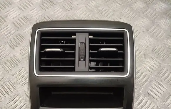 Skoda Superb B8 (3V) Rear air vent grill 3V0819203C