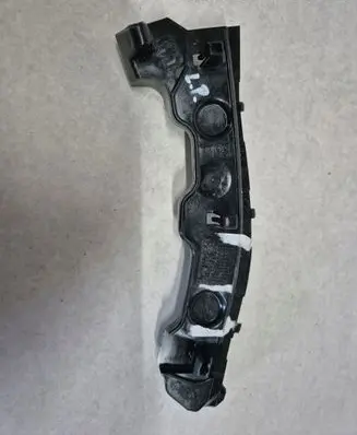 Volkswagen Sharan Front bumper mounting bracket 7N0807183A