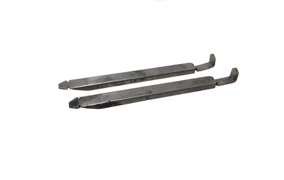 Volvo V50 Headlight/headlamp mounting bracket 