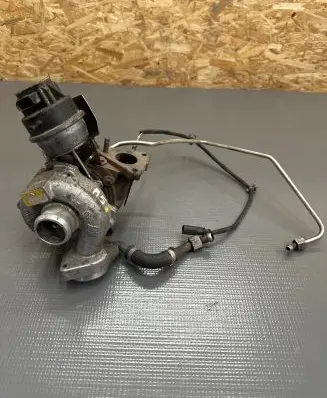 Audi A5 8T 8F Turbo 03L145702L