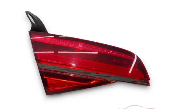 Audi A8 S8 D4 4H Tailgate rear/tail lights 4H0945093K