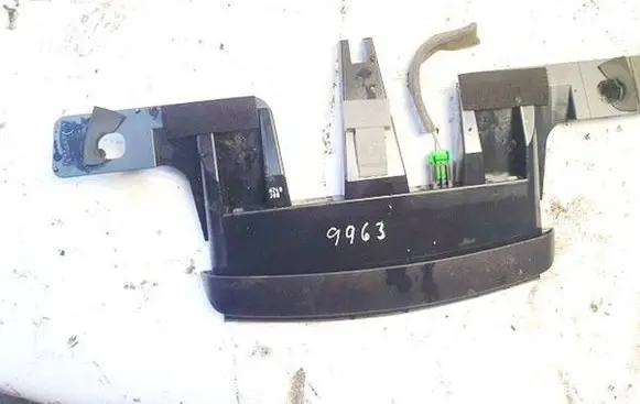 Volvo S80 Third/center stoplight 8693988 163339