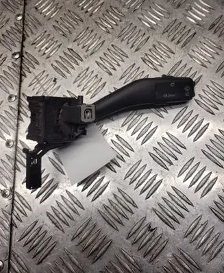 Volkswagen Golf V Wiper control stalk 1K0953519A