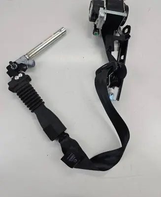 KIA Sportage Front seatbelt 635290800a