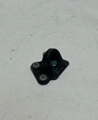 Audi A8 S8 D5 Fender mounting bracket 4N0121224