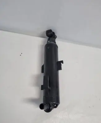 Headlight washer spray nozzle