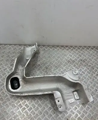 Exhaust heat shield
