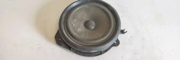 Audi A3 S3 8P Front door speaker 8P0035411 8E0035411