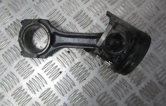 Mazda Premacy Piston with connecting rod