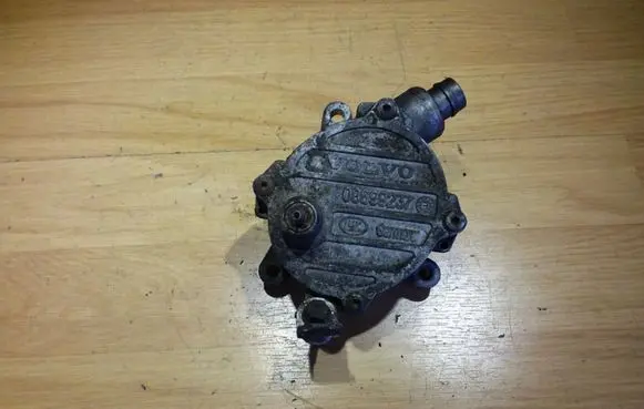 Volvo XC90 Vacuum pump 08699237