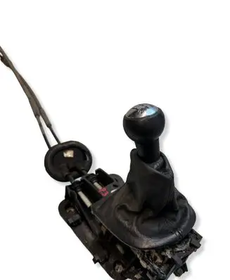Peugeot 307 Gear shifter/selector 9657314080