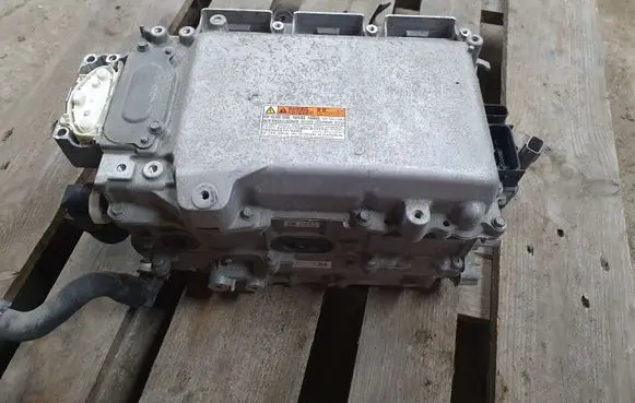 Lexus NX Voltage converter inverter G927048060