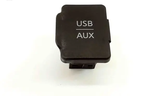 Nissan Micra AUX in-socket connector 