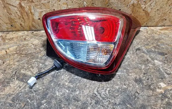Hyundai i10 Rear/tail lights 92402-B9100