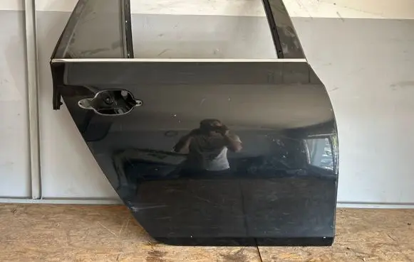 BMW 5 E60 E61 Rear door
