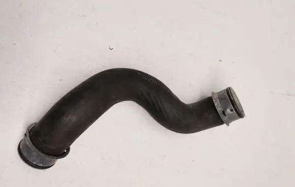 Mercedes-Benz C AMG W205 Engine coolant pipe/hose A2045011682