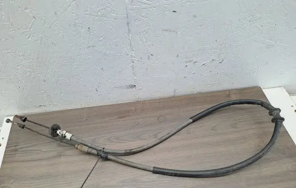 Renault Master III Handbrake/parking brake wiring cable 8200727569C