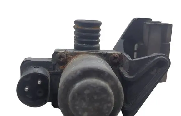 Coolant heater control valve