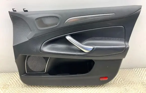 Ford Mondeo MK IV Front door card panel trim 