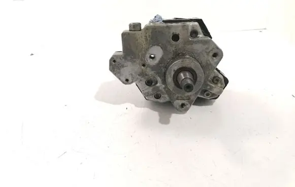 Audi A6 S6 C6 4F Fuel injection high pressure pump 059130755E