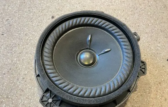 Hyundai Ioniq 5 Front door speaker 96330GI300