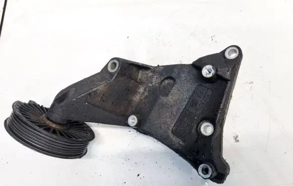 Opel Astra G Engine mounting bracket 9202480