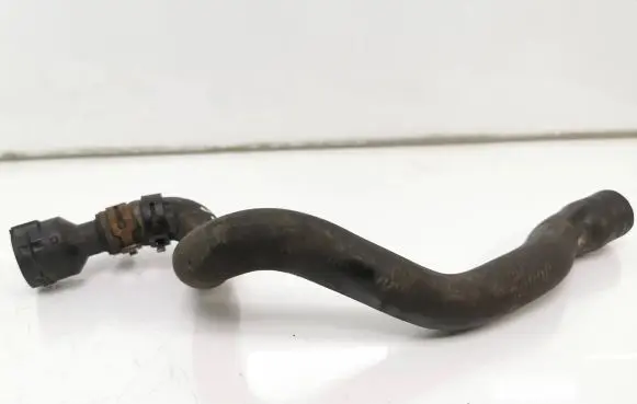 Volkswagen Golf Plus Engine coolant pipe/hose 1K0121156J