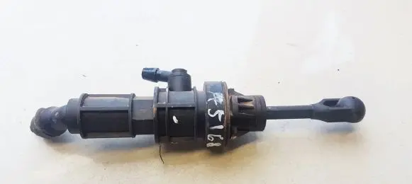 Mitsubishi Outlander Clutch master cylinder