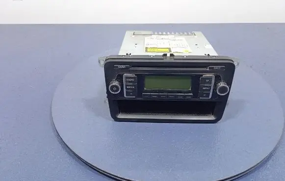 Volkswagen Caddy Radio/CD/DVD/GPS head unit 1K0035156A