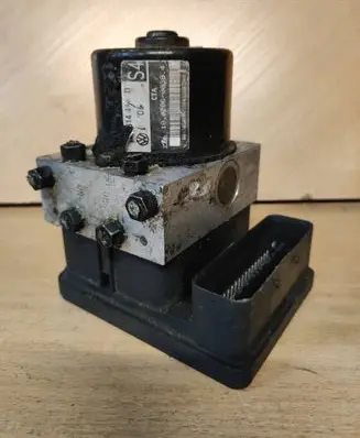 Seat Leon (1M) ABS Pump 10020600384