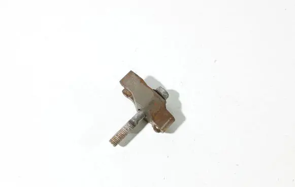 Toyota Yaris Fuel Injector clamp holder