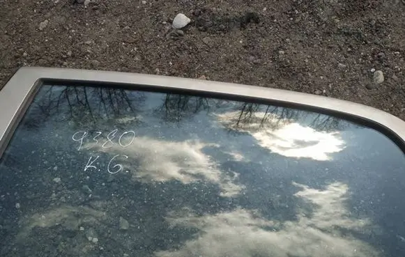 Fiat Grande Punto Rear door window glass AS2