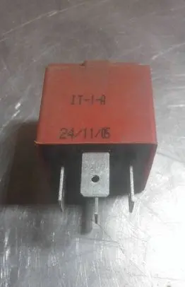 Opel Zafira A Other relay 24438887